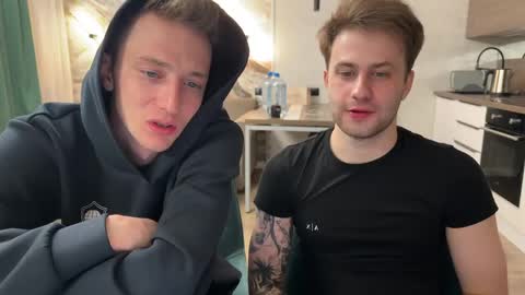 ferminlune online show from April 11, 7:17 pm