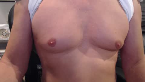 Snapshot of fetish_man666 chatting on September 11, 12:15 pm FetishMan online show from September 11, 12:15 pm