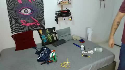 -  JERONIMO CORTEZ  - online show from September 21, 4:29 pm