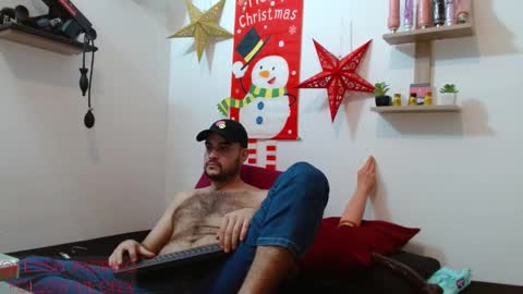 -  JERONIMO CORTEZ  - online show from December 21, 10:41 pm