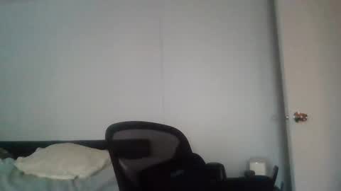 Snapshot of fewxtrapounds985 chatting on October 14, 10:17 pm fewxtrapounds985 online show from October 14, 10:17 pm