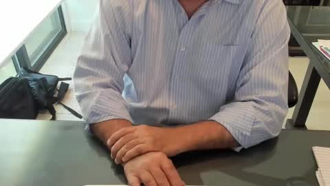 Snapshot of fhetzl chatting on October 13, 9:43 pm fhetzl online show from October 13, 9:43 pm