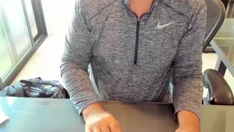 Snapshot of fhetzl chatting on October 8, 11:09 pm fhetzl online show from October 8, 11:09 pm