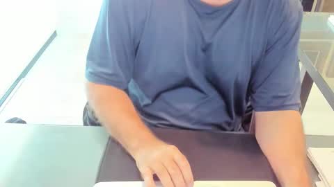 fhetzl online show from October 31, 10:24 pm