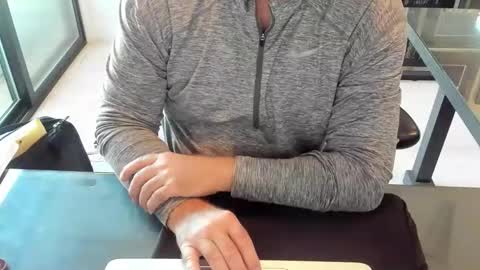 fhetzl online show from November 6, 11:30 pm