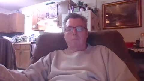 finderfiner online show from May 7, 6:02 am