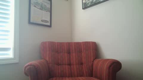 Snapshot of finnabun33 chatting on February 1, 6:51 pm Jake I am Bicurious online show from February 1, 6:51 pm