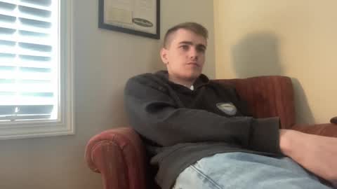 Snapshot of finnabun33 chatting on December 9, 5:57 pm Jake I am Bicurious online show from December 9, 5:57 pm