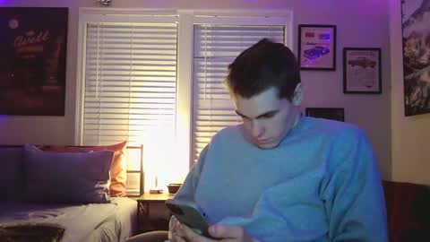 Snapshot of finnabun33 chatting on February 15, 2:47 am Jake I am Bicurious online show from February 15, 2:47 am