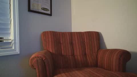 Snapshot of finnabun33 chatting on January 2, 1:17 am Jake I am Bicurious online show from January 2, 1:17 am