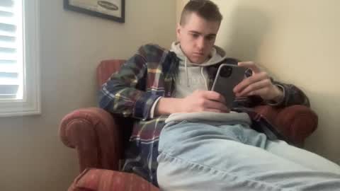 Snapshot of finnabun33 chatting on December 4, 7:23 pm Jake I am Bicurious online show from December 4, 7:23 pm
