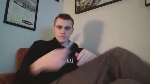Snapshot of finnabun33 chatting on December 28, 11:59 pm Jake I am Bicurious online show from December 28, 11:59 pm
