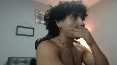 Snapshot of fire_boy69 chatting on October 26, 11:18 pm fire_boy69 online show from October 26, 11:18 pm