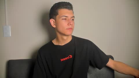 Nicolas online show from January 13, 1:26 pm