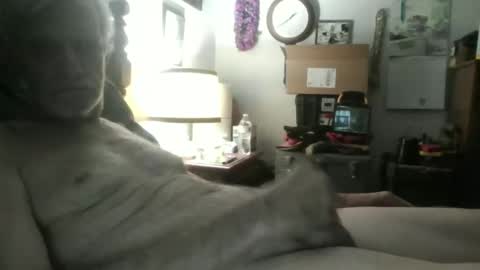 Snapshot of firestarter769 chatting on October 1, 8:40 am firestarter769 online show from October 1, 8:40 am