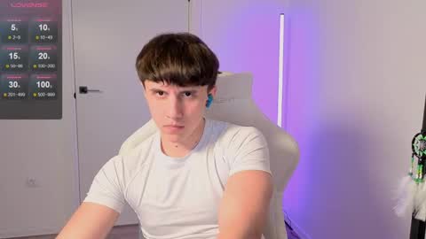 first_mark online show from April 26, 5:10 pm