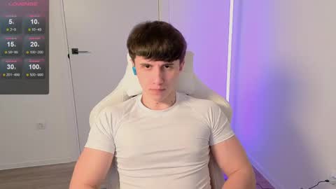 first_mark online show from April 29, 12:54 pm