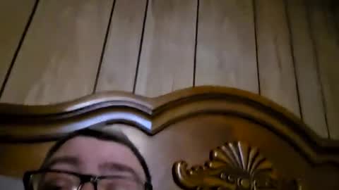 fishkeeper85 online show from March 29, 2:34 am