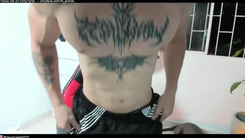 Snapshot of fit_prince_ chatting on October 3, 6:51 am David hotman online show from October 3, 6:51 am