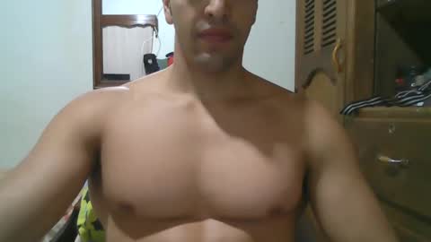 fitchestabs_69 online show from January 26, 6:06 pm