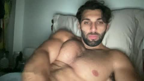 Snapshot of fitcurvyman4fun_69 chatting on September 14, 4:25 am fitcurvyman4fun_69 online show from September 14, 4:25 am