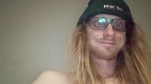 fitfungi7 online show from April 2, 11:56 pm