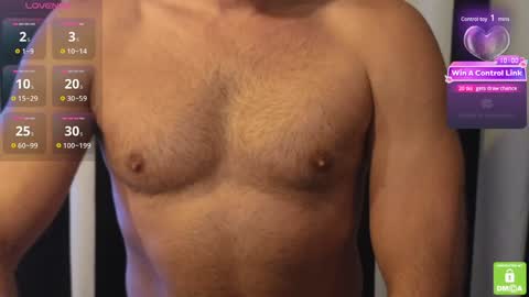 fitguy_84 online show from January 2, 6:34 pm