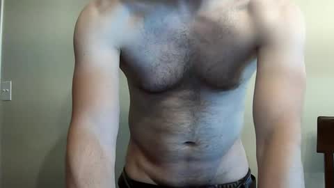 Snapshot of fithubby80 chatting on October 20, 10:57 pm fithubby80 online show from October 20, 10:57 pm