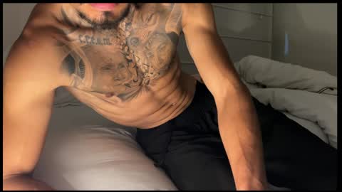 fitjacques online show from April 29, 12:48 am