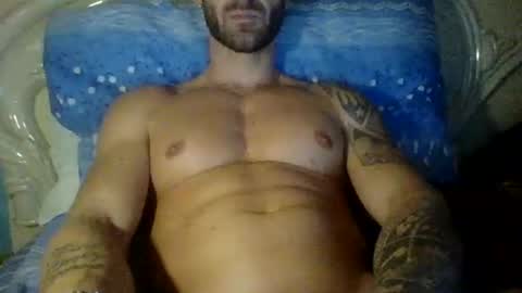 Snapshot of fitness1989 chatting on December 12, 8:43 pm fitness1989 online show from December 12, 8:43 pm