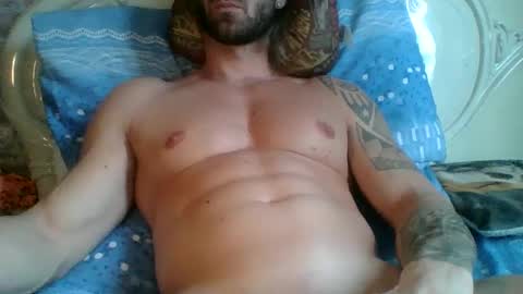 Snapshot of fitness1989 chatting on December 15, 12:17 pm fitness1989 online show from December 15, 12:17 pm