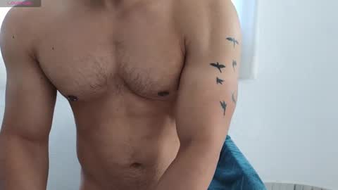 Snapshot of fitnessbody92 chatting on February 5, 2:16 pm Farid online show from February 5, 2:16 pm