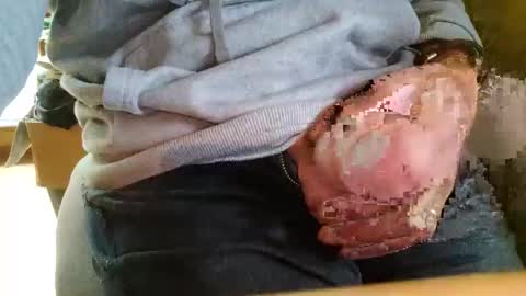 Snapshot of fiveforwilly1 chatting on October 26, 12:51 pm Markus online show from October 26, 12:51 pm