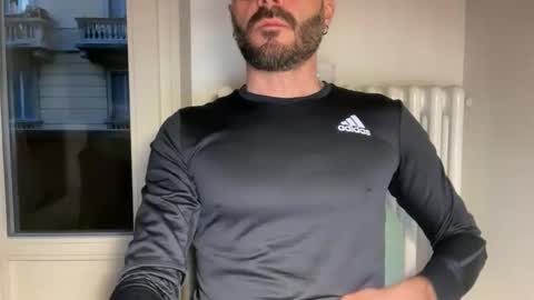 Fla is short for Flavio online show from March 18, 5:49 pm