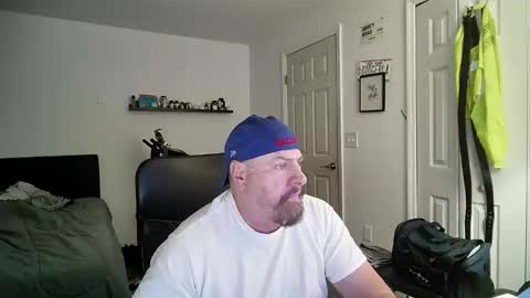 Florida guy online show from January 3, 8:43 pm