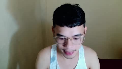Snapshot of floriankeirxx_ chatting on September 23, 8:19 pm floriankeirxx_ online show from September 23, 8:19 pm