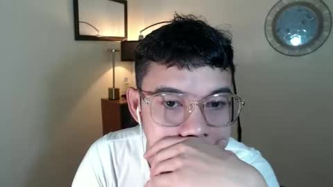 Snapshot of floriankeirxx_ chatting on October 2, 12:36 am floriankeirxx_ online show from October 2, 12:36 am
