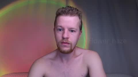 Snapshot of flower_haze chatting on March 5, 4:13 am Alexander online show from March 5, 4:13 am