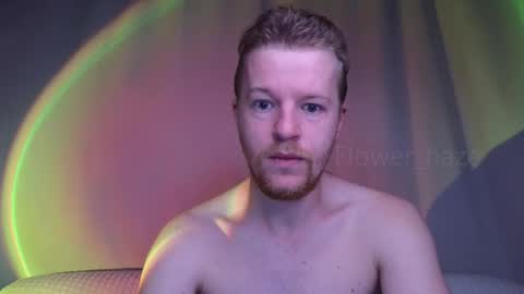 Snapshot of flower_haze chatting on March 3, 4:01 am Alexander online show from March 3, 4:01 am
