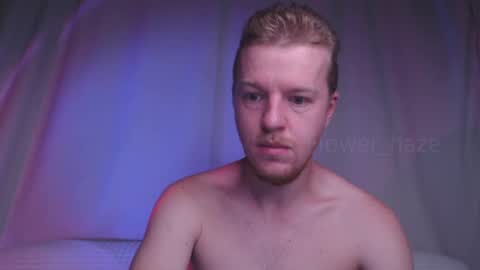 Snapshot of flower_haze chatting on December 5, 4:53 am Alexander online show from December 5, 4:53 am