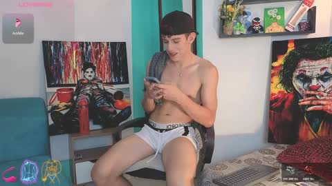 flowers109 online show from April 9, 10:27 pm