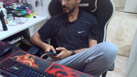 flowthefun online show from June 13, 2:42 am