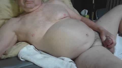 Snapshot of flshowman chatting on March 4, 3:37 pm FLshowman online show from March 4, 3:37 pm