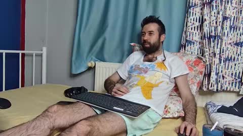 Fly online show from November 30, 7:49 pm