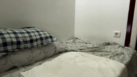 Snapshot of flylen chatting on January 19, 9:02 pm flylen online show from January 19, 9:02 pm