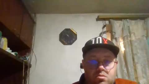 Snapshot of fm_group_nederland chatting on October 18, 7:52 pm VIP Magnolia online show from October 18, 7:52 pm