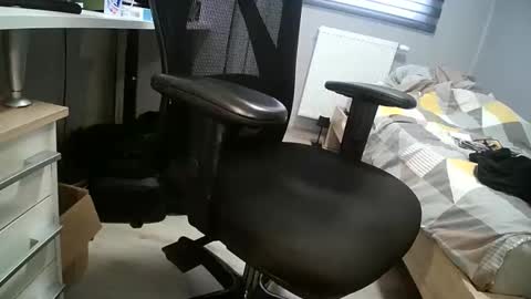 footlovverrr online show from November 17, 12:19 pm