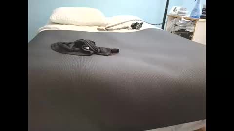 footmasterjosh online show from April 18, 7:58 pm