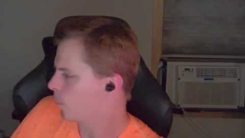 forever_broken online show from October 29, 5:43 am