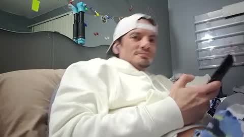 foreveryung723 online show from November 8, 3:21 am